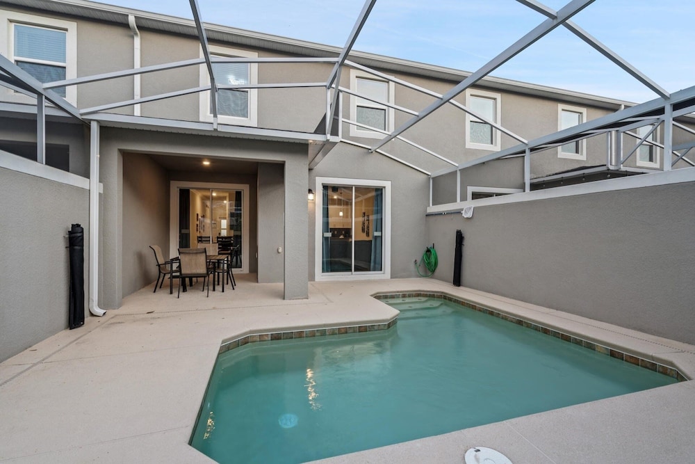Championsgate Resort 4 Bedroom Private Pool Townhome 4 Townhouse