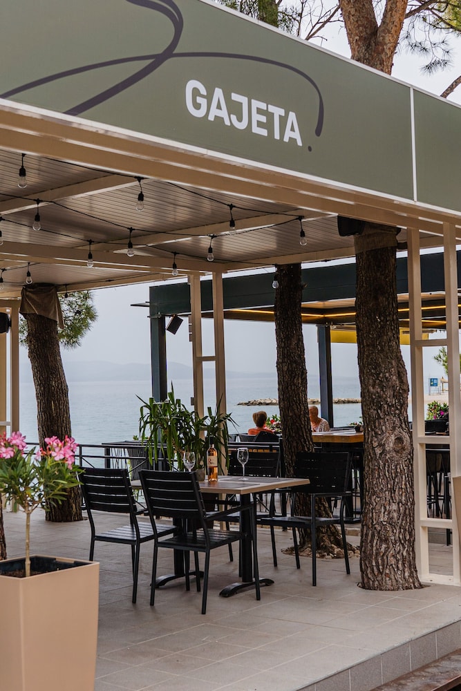 Amazing Lucija apartments-sea view
