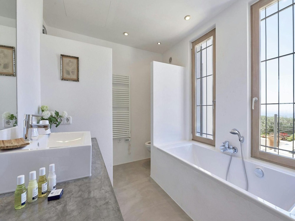 Holiday Home With Central Heating