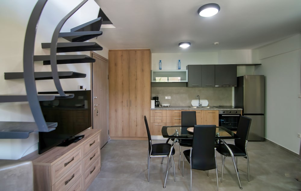 Elite Loft at Cube Complex