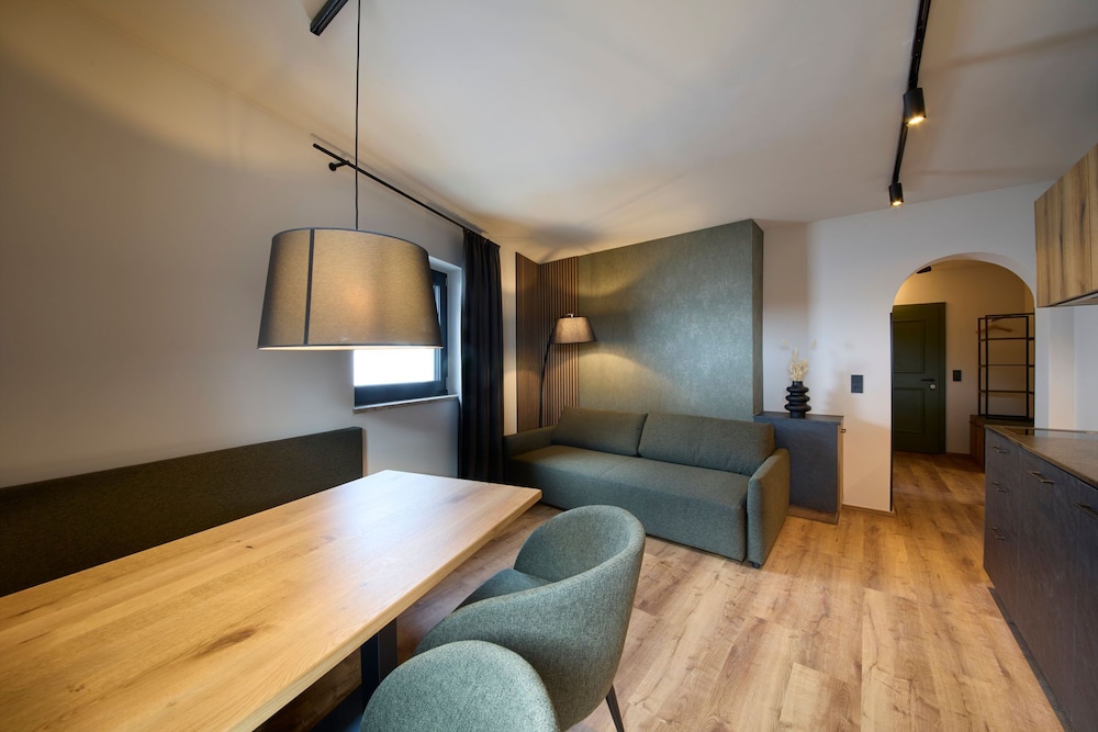 MiLa Apartments