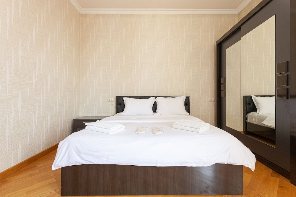 Stay Inn on Buzand 13