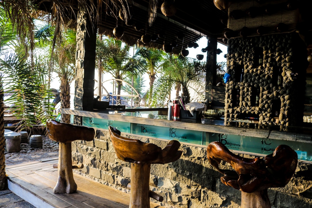 18 Degrees Beach Resort
