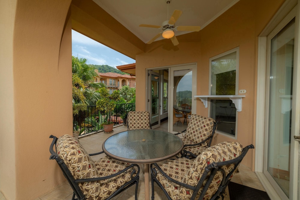 Bella Vista 3A 3 bdr 3 1 2 Bath Ocean View