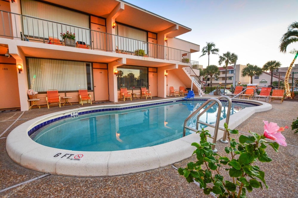 Sea Cliff Motel