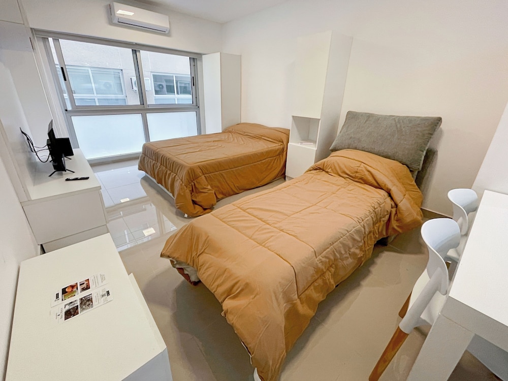 Ayres Suites Moreno