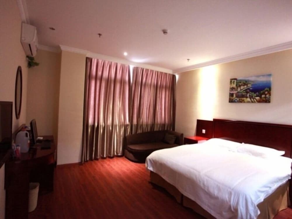 GreenTree Inn Hefei Economic Development Zone Penglai Road Express Hotel