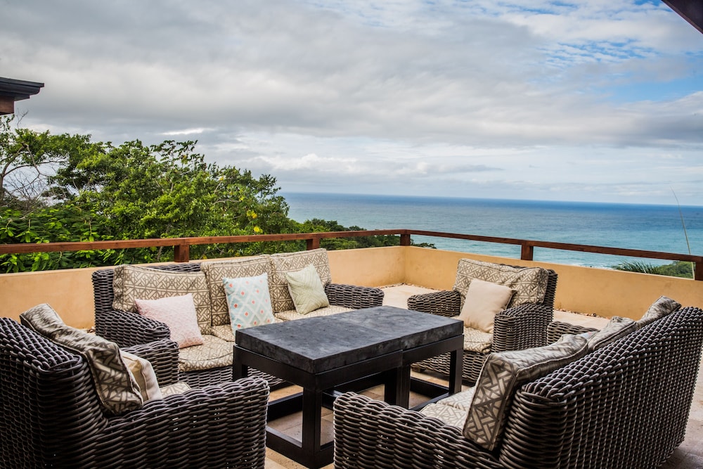 Villa Nimbu view 5