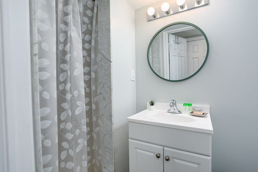 Wintergreen Condos