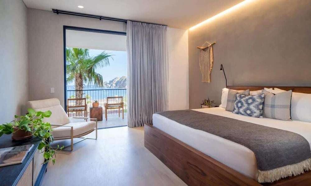 Medano Beach Cabo Resort 3 Bedroom