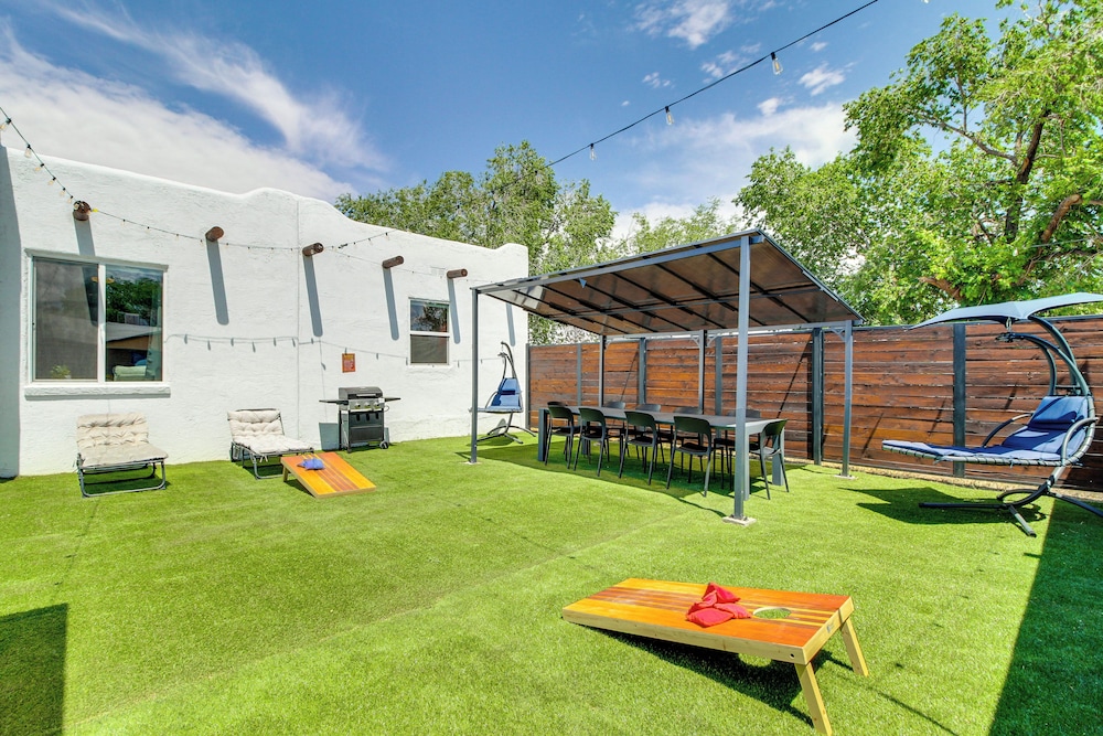 Newly Renovated Albuquerque Retreat w/ Pool Table