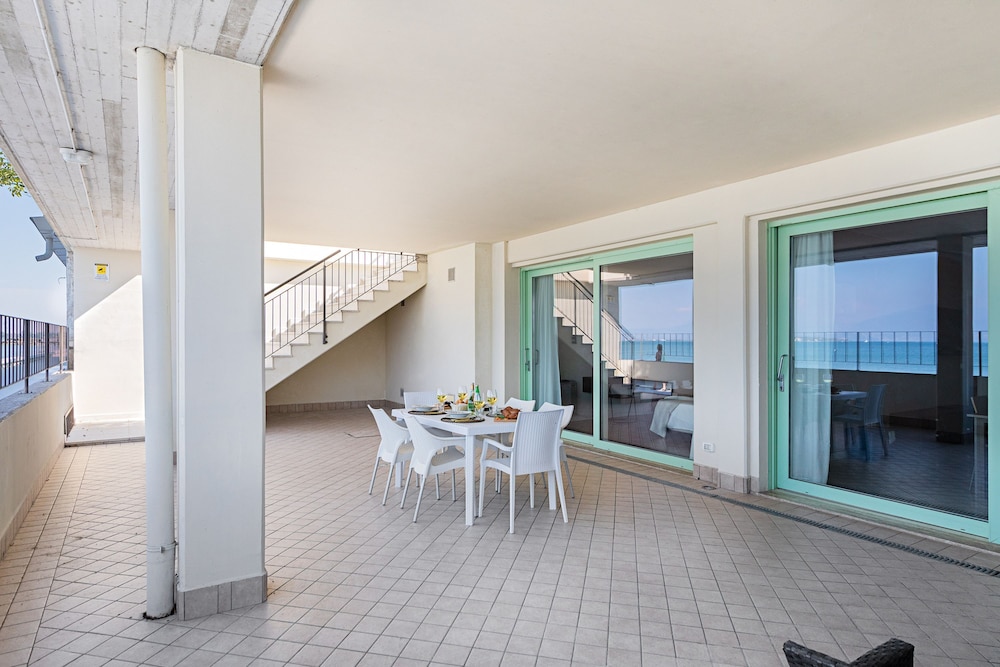 Residenza Miralago - 24 Clodia - Locazione BK