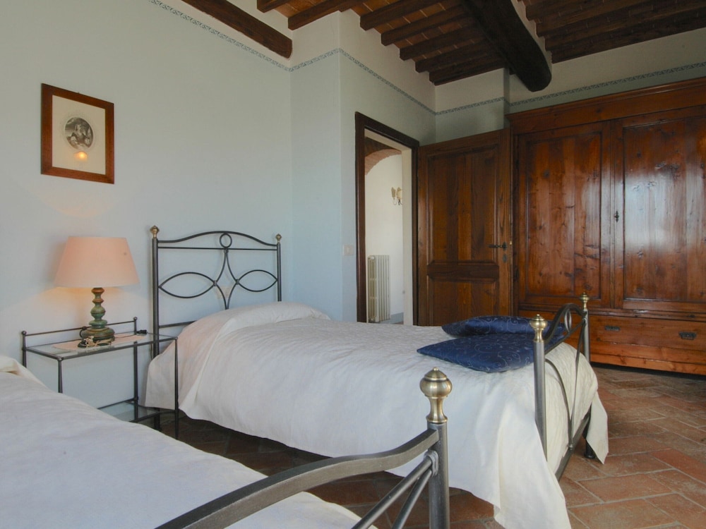 Cortona Vacations - Agriturismo Near Cortona With Swimming Pool - Property Image 62