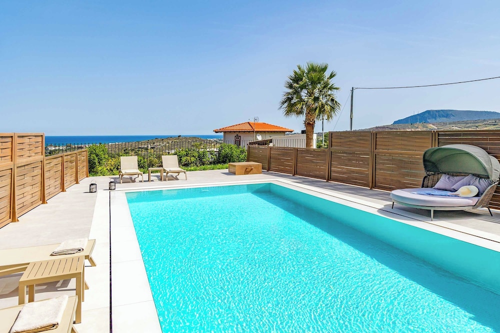 Kamelia Villa 2