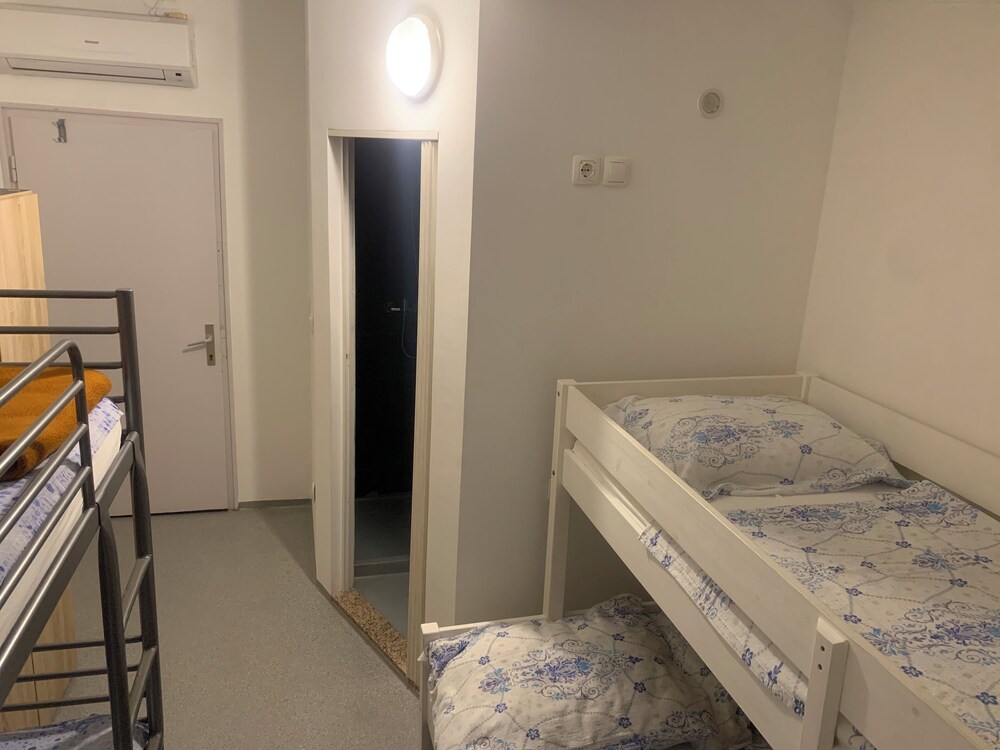 Hostel Kantun