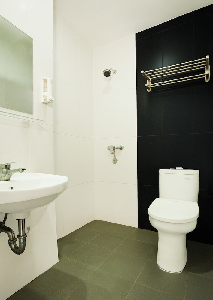 Collection O Palembang near Palembang Indah Mall formerly Hostel 77 Smart