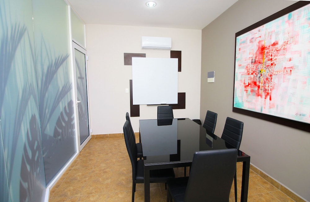 meeting & event spaces