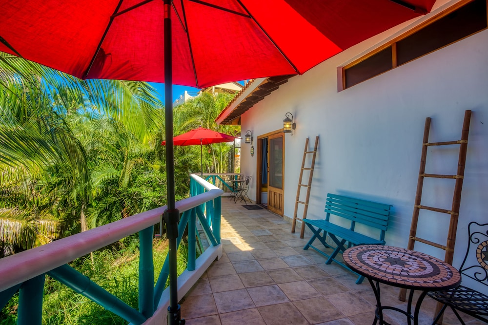 Special Place Where you Combine the Peace of the Jungle With the Ocean View view 3