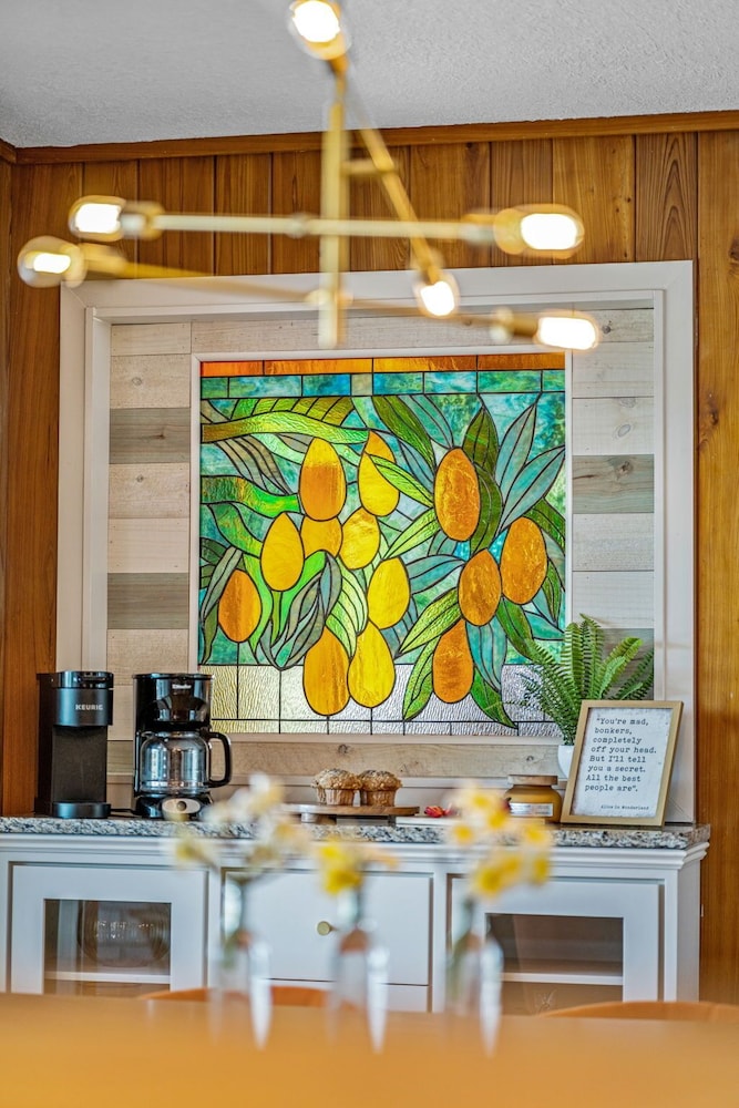 Mango Shores