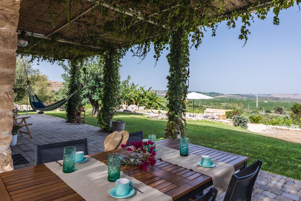 Casa Balatella con Piscina by Wonderful Italy