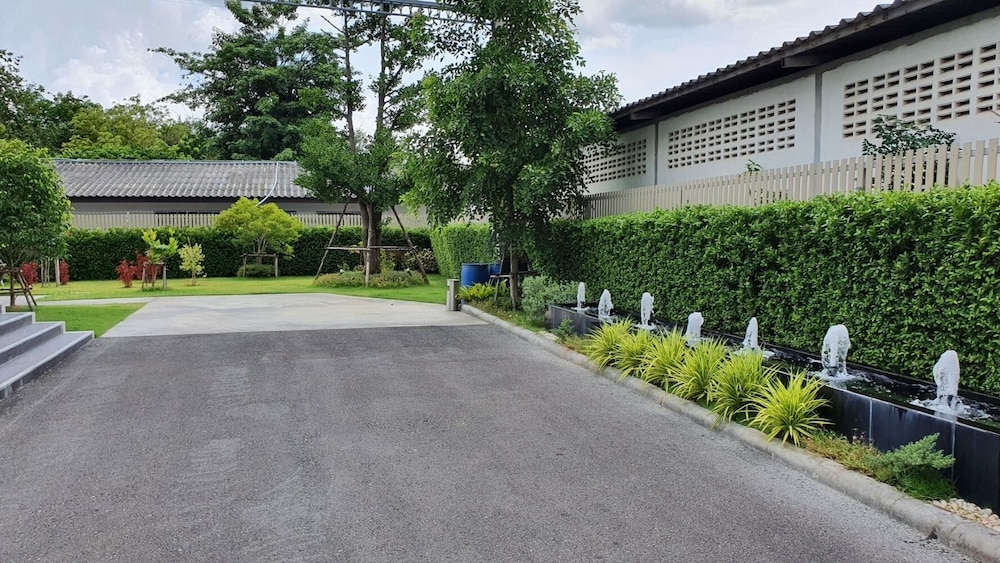 Prem Mansion U Thong view 5