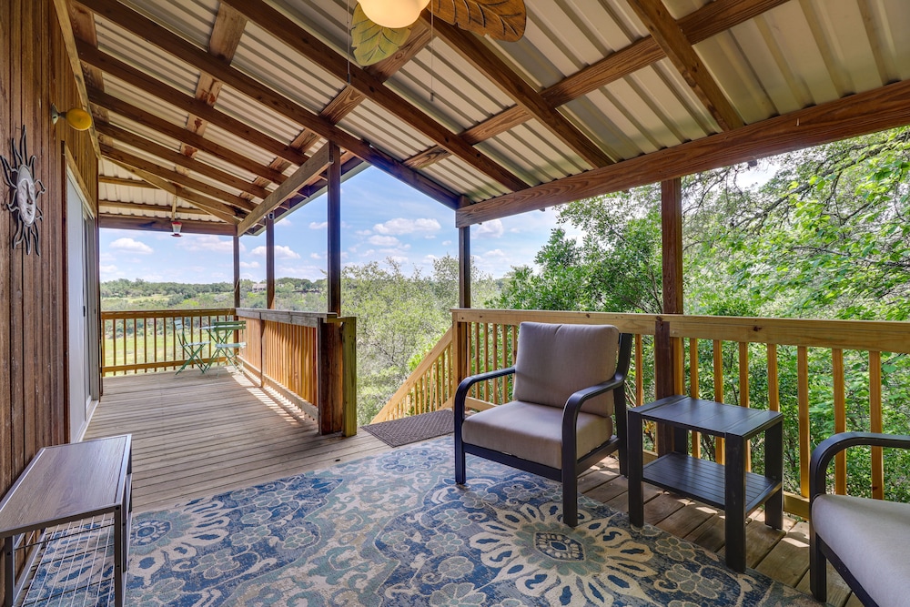 Waterfront Spicewood Home: Deck, Fire Pit Grill - Property Image 39