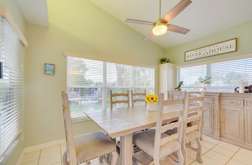 Weeki Wachee River Home on Main River by Park!