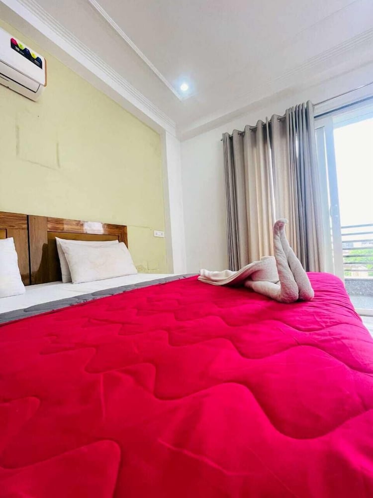 Opo Ministar Hotel