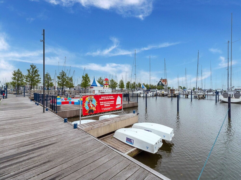 Luxury Houseboat in Volendam Marina, photo 34