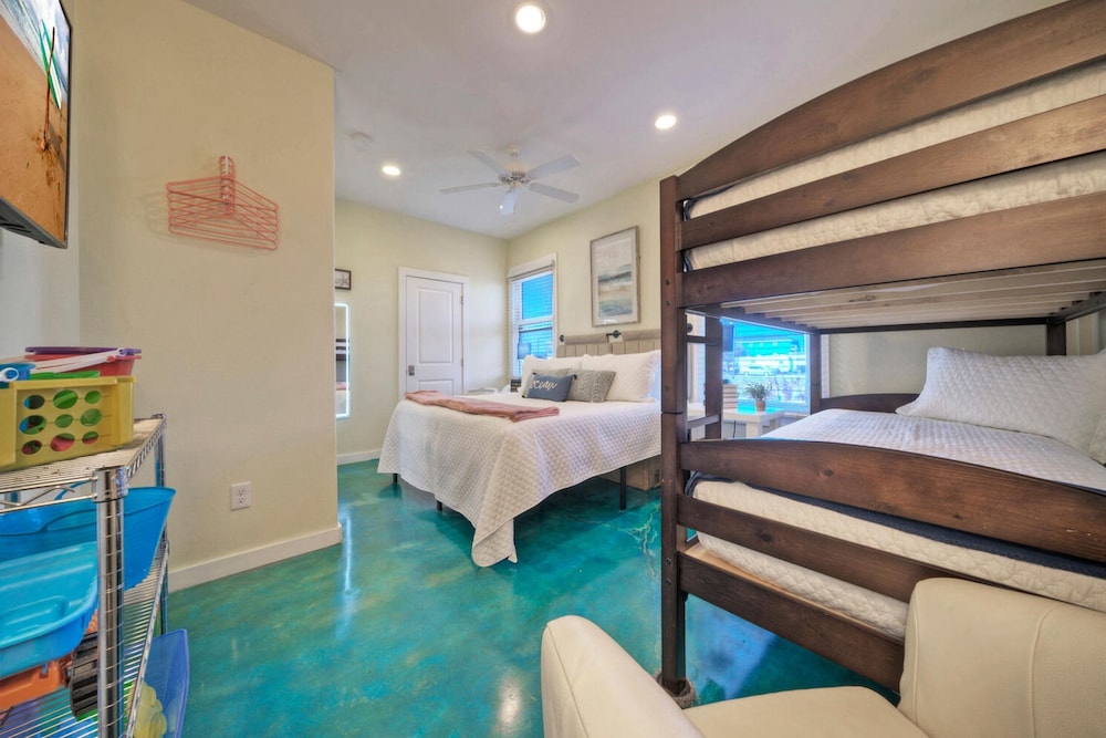 Stella Maris by Avantstay Old Town Location Pool Access