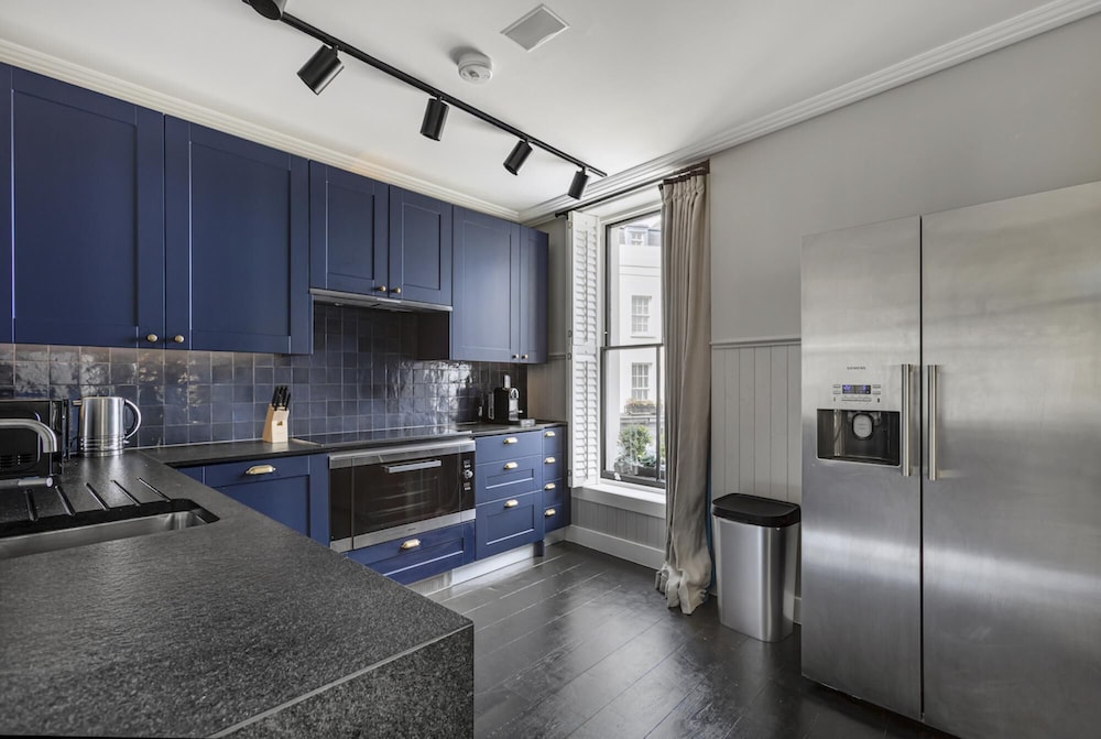 Luxurious Apartment - Denyer Street