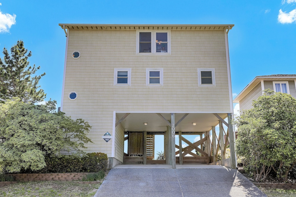 You're The Tops by Topsail Realty