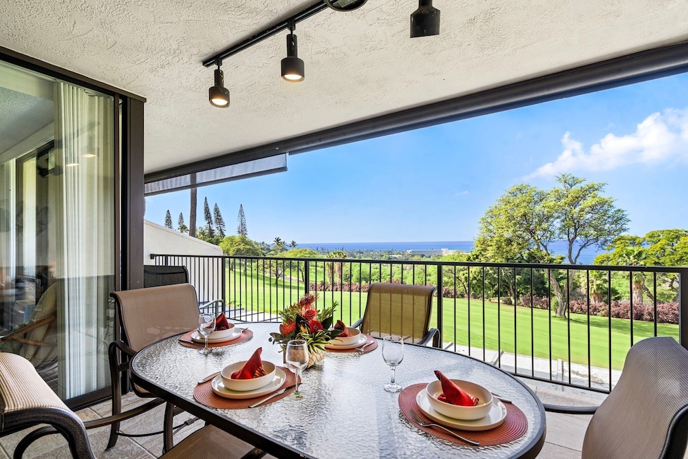 2 Bedrooms + Loft - Sleeps 6 - Ocean & Golf Views - Lanai - Vrkcv