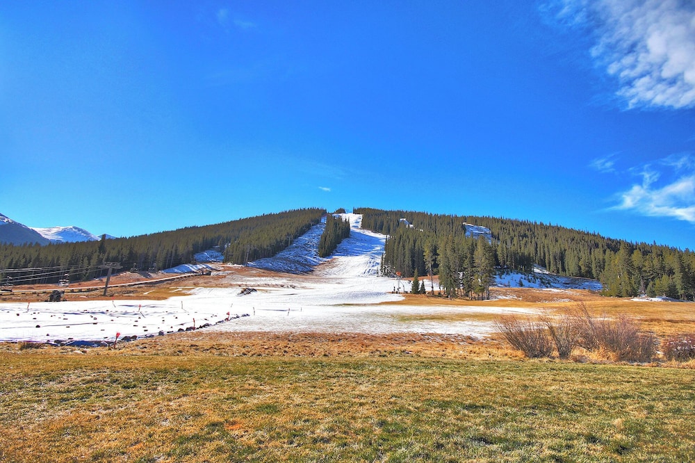 SkyRun - Vacation Condos in Copper Mountain Resort CO