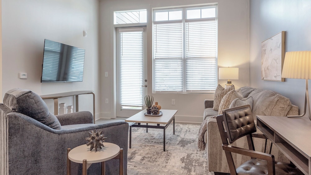 Landing Furnished Apartments - Northwest Charlotte