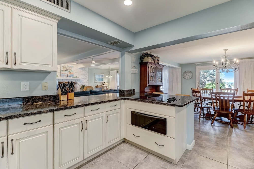 Fernandina Beach Vacations - Dog Friendly Oceanfront Beach House by RedAwning - Property Image 1