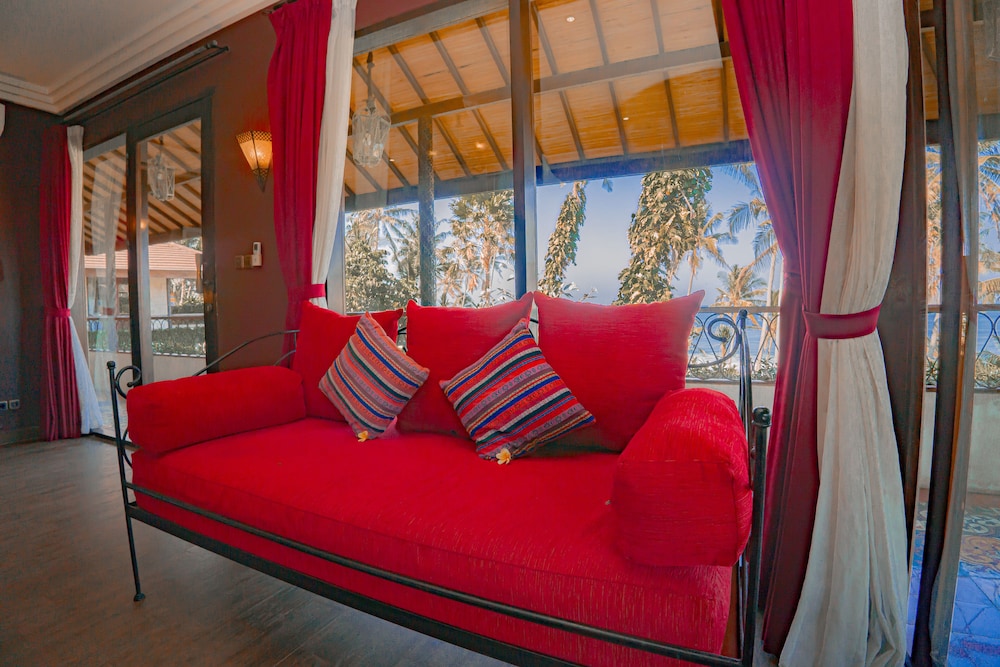 Villa Delmara At Balian Beach