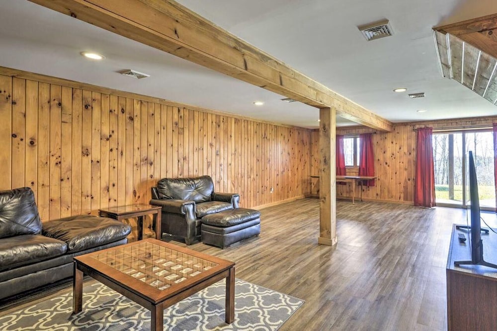 Equestrian House Suites