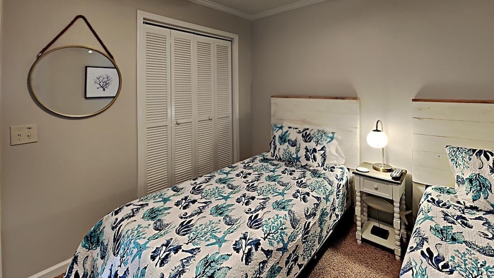 A Place At The Beach Iii 9530-2h 2 Bedroom Condo