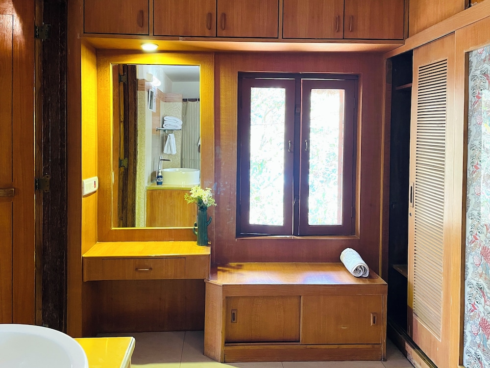 The Hideaway Hosur