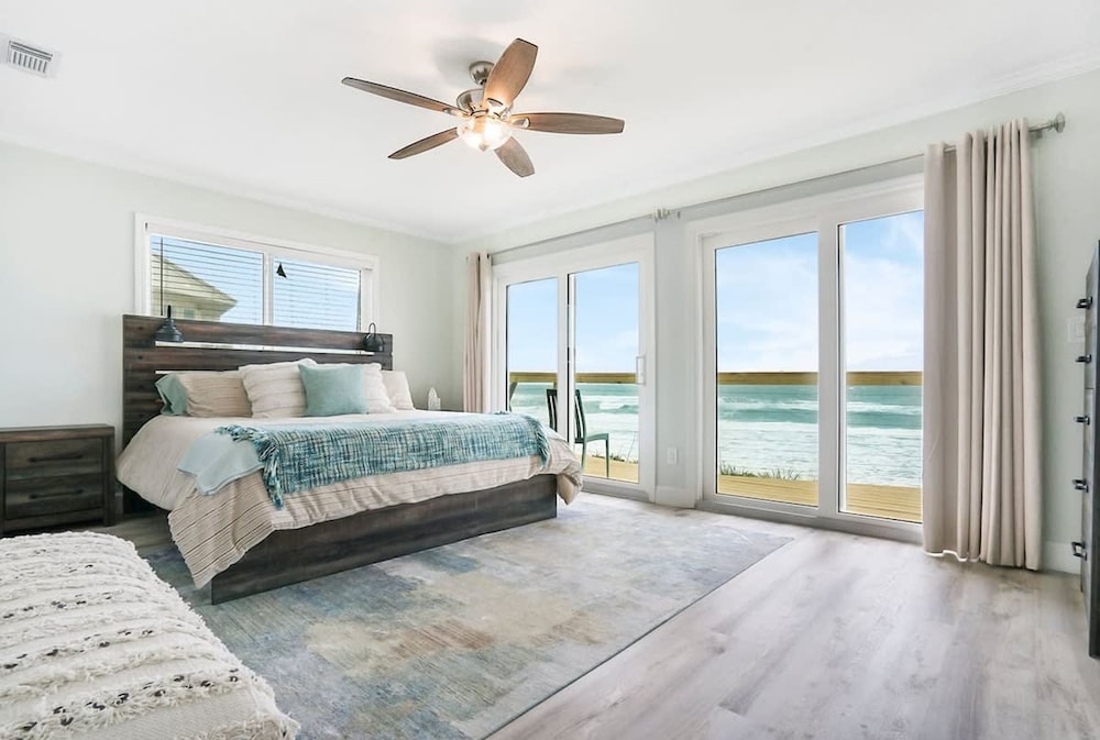 Oceanfront Blissful Sunrises Beach Gear BBQ