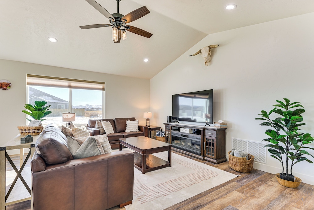 2 Mi to Beaverhead River: Family-friendly Home!
