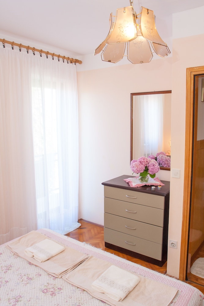 Apartments Stifanic view 2