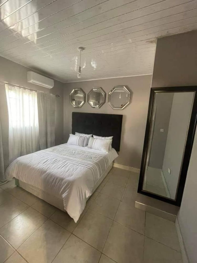 Spacious 2 Bedroomed Semi-detached Fully Furnished Apartment view 4