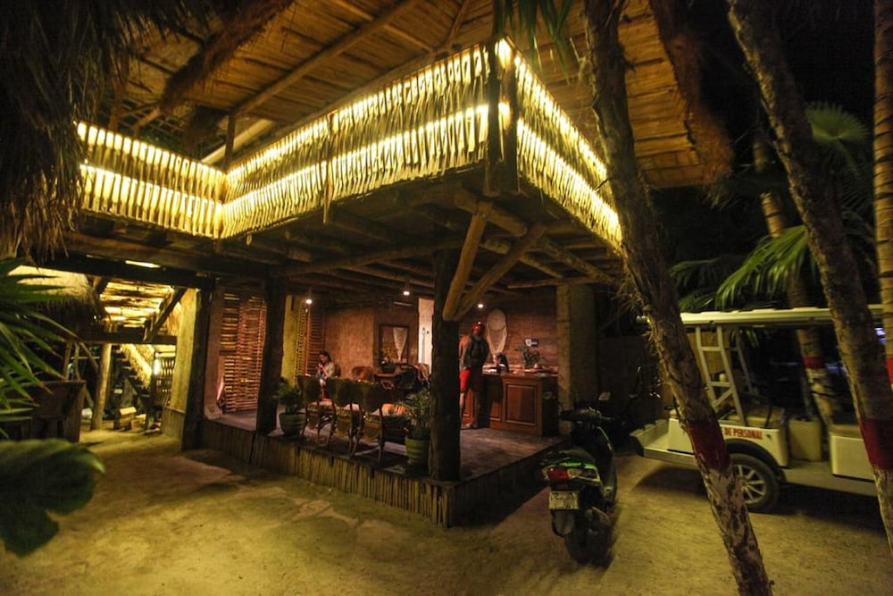 Cancun Vacations - Bambu Gran Palas Hostel Party - Property Image 36