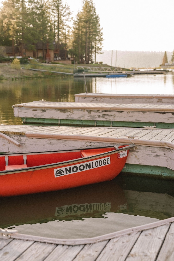 Noon Lodge at Mallard Bay