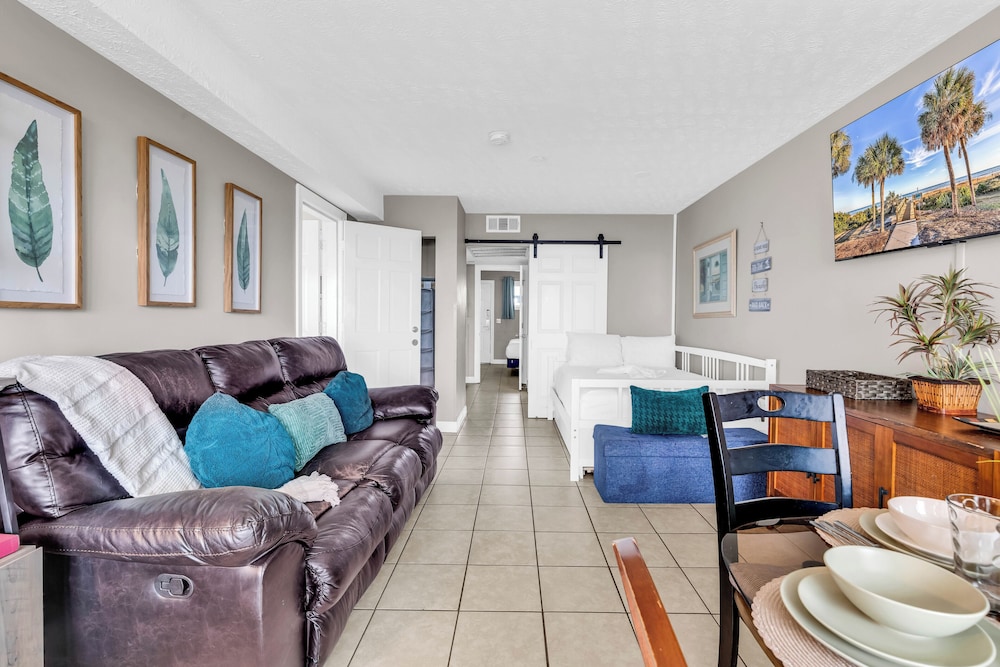 Bluewater Resort 307AB