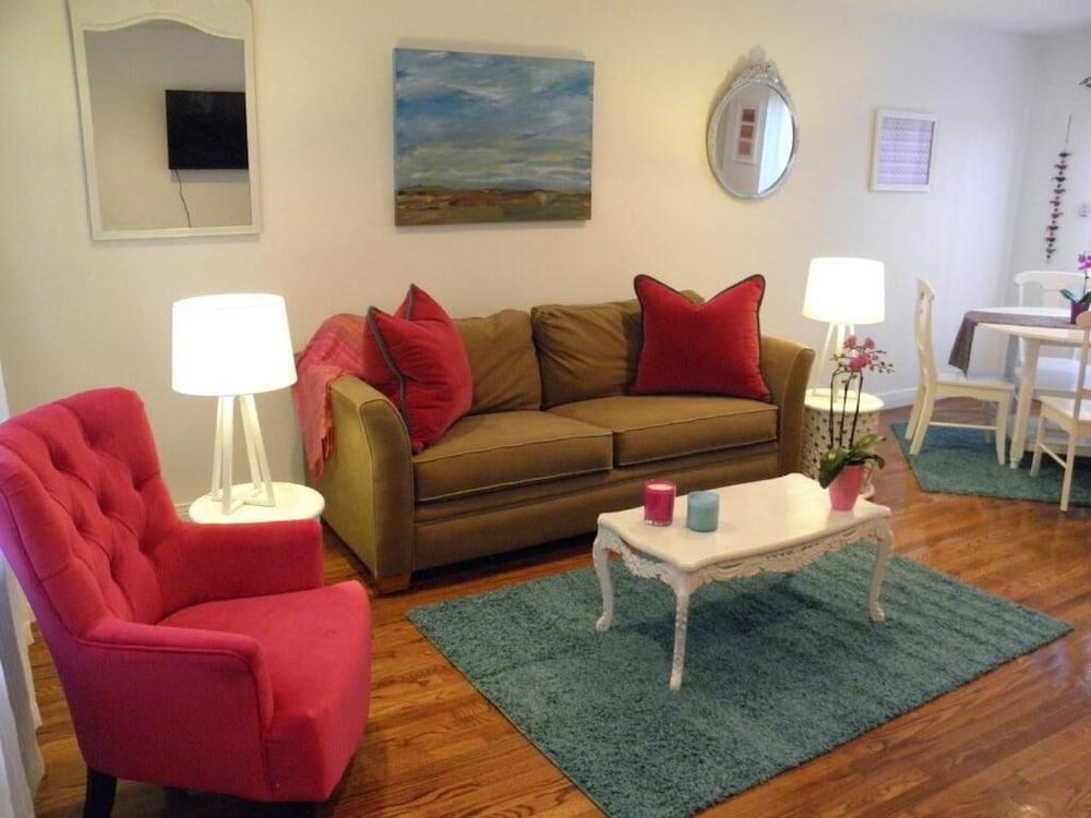 Malibu Beach Paradise Apartments