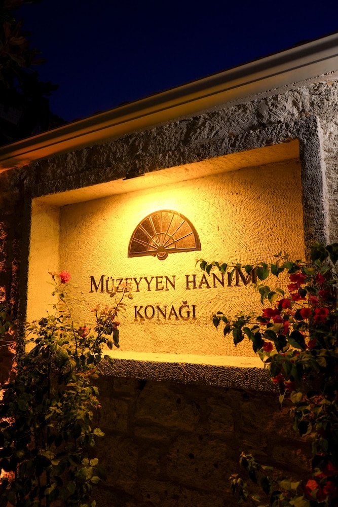 Müzeyyen Hanım Konağı Alaçatı - Image 17