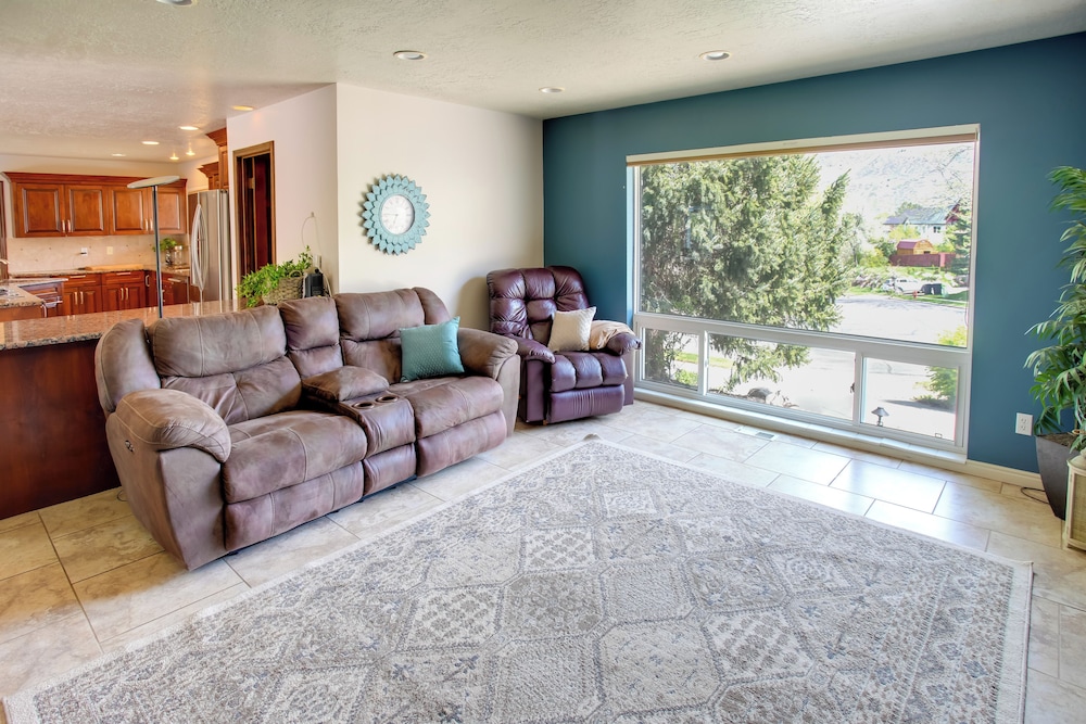 Hike, Golf, Ski & More: Family Home in South Weber